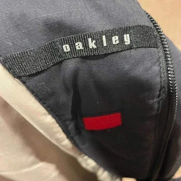 Oakley Winter Ski  Jacket - Picture 4 of 8